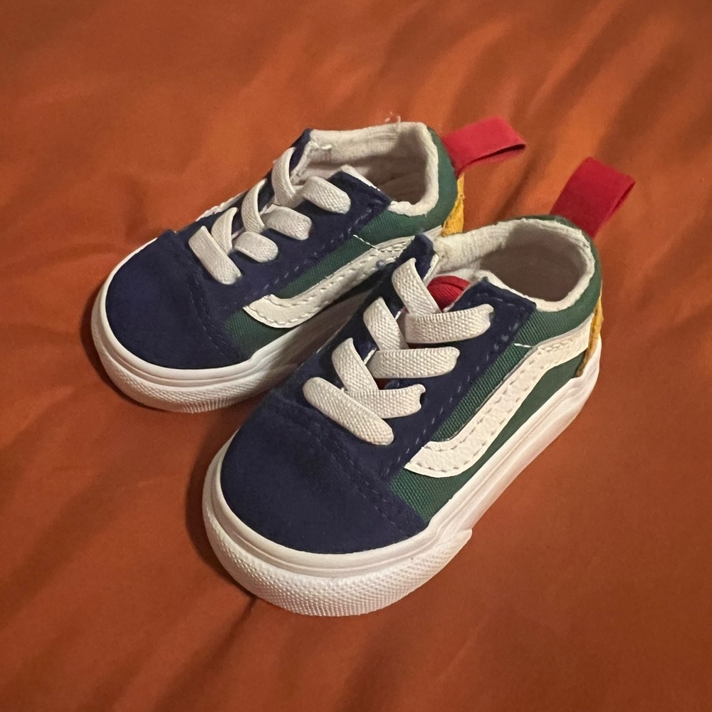 Size 2 baby vans, super adorable!